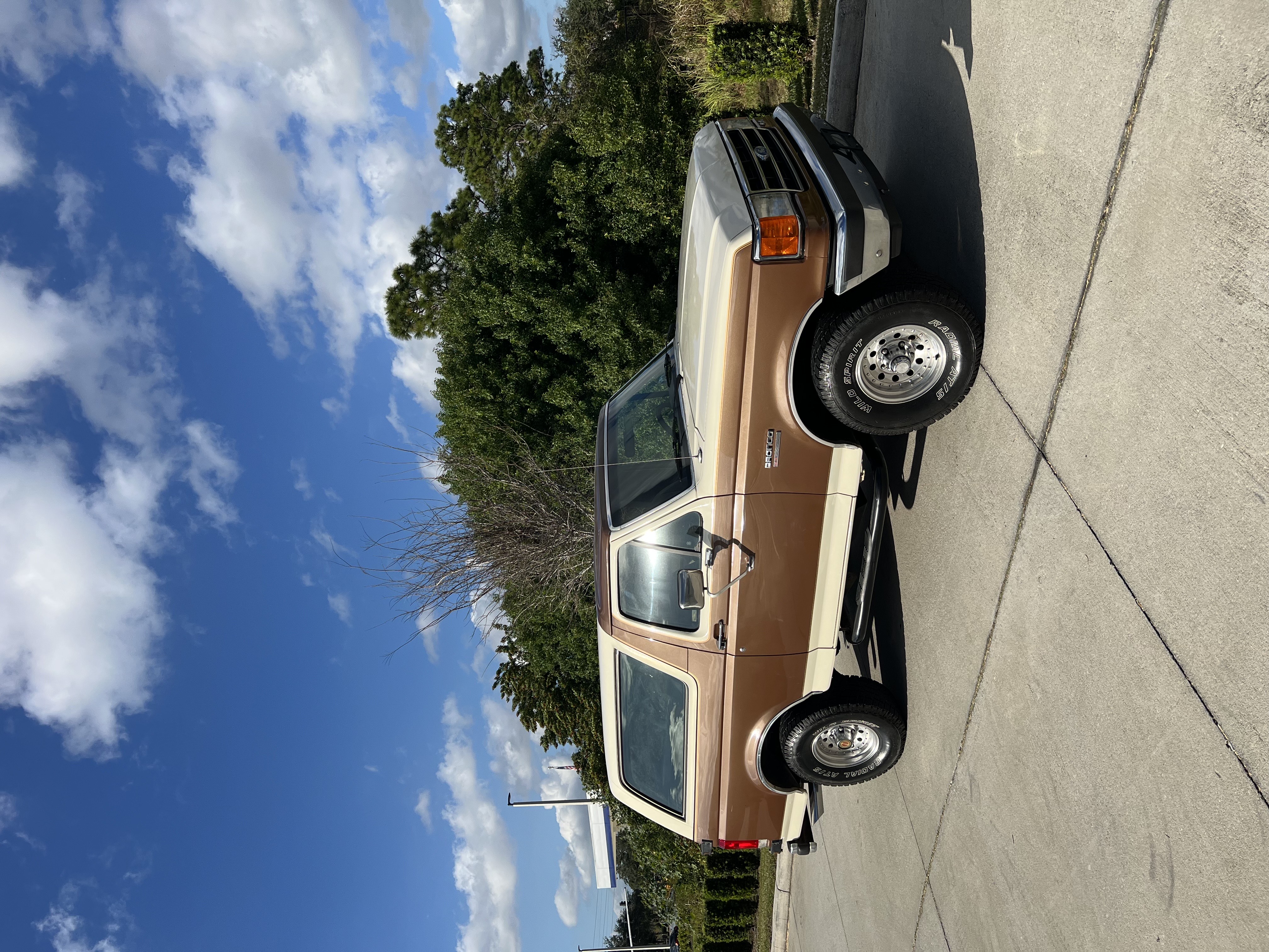 1990 Ford Bronco XLT